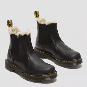 Dr. Martens 2975 Leonore Faux Fur Lined Black Chelsea Ankle Boots